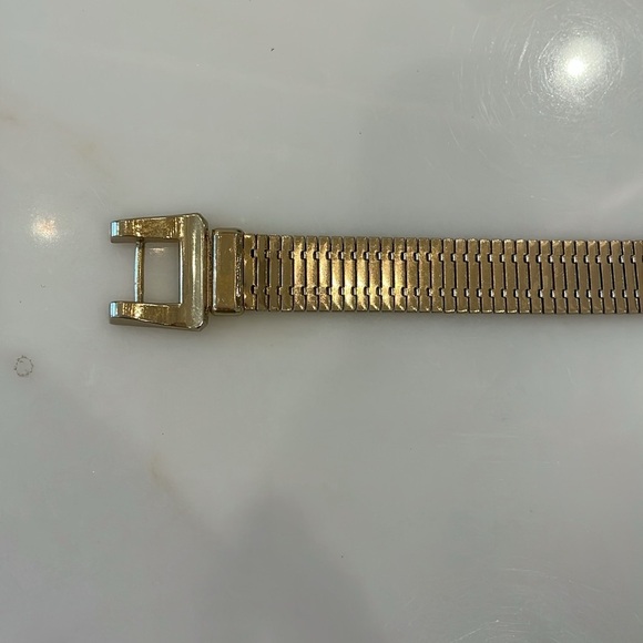 Coro Vintage Gold Tone Collar Necklace—BEAUTIFUL!!  Excellent Condition! - Picture 8 of 10